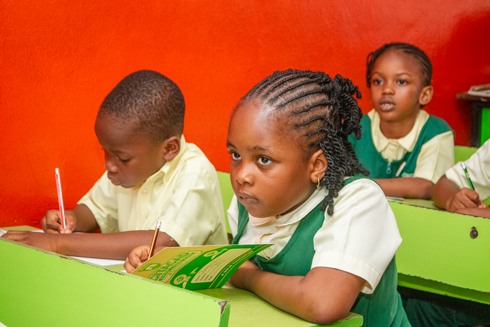 Children in a Citacad classroom activity